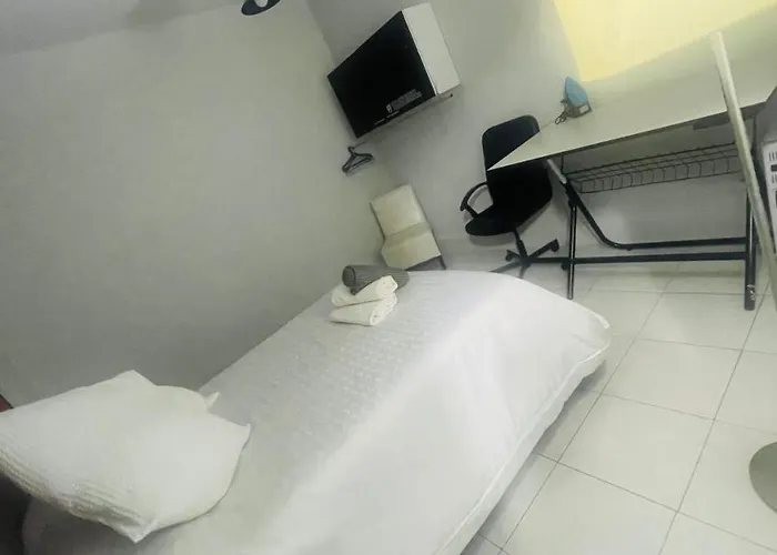 Homestay Letys Place Emilio *