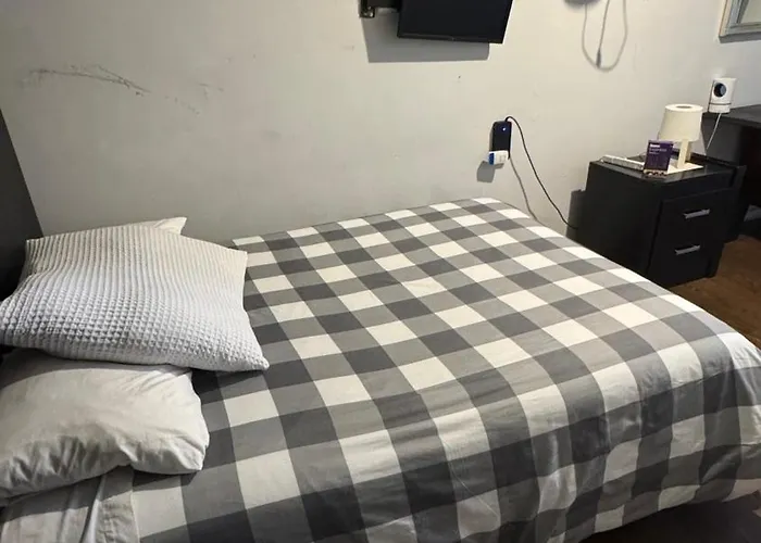 Letys Place Emilio Homestay *